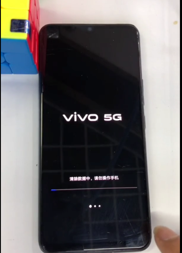 刷机重启vivo激活锁破解软件，捡了vivo手机有账户锁