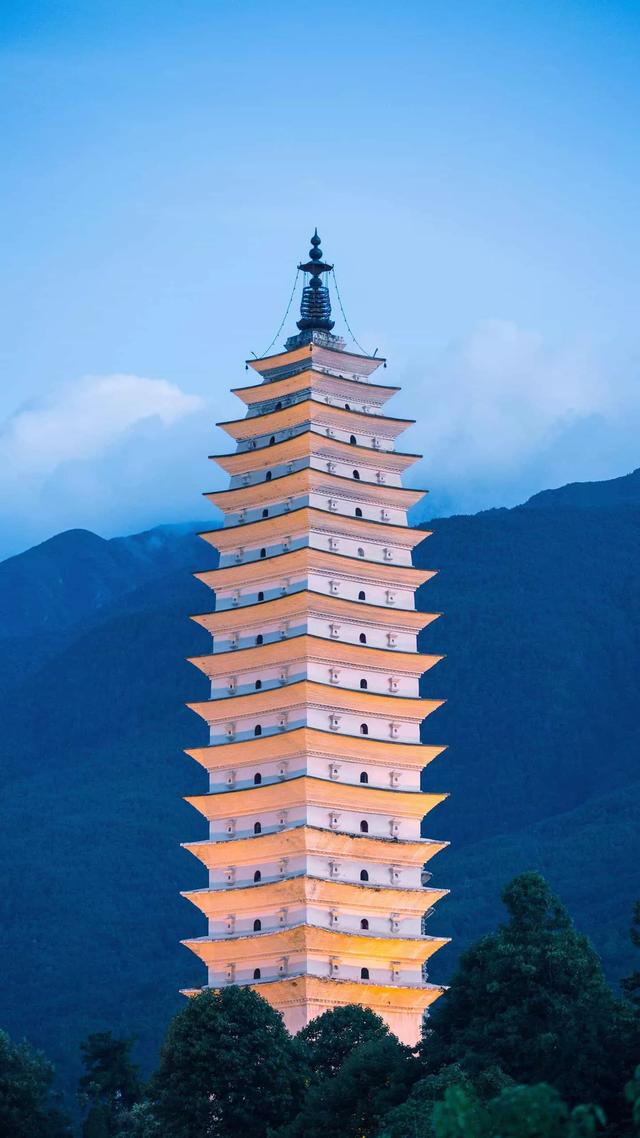 什么样的老年人才算是优秀（年轻人的楷模老年人的榜样）