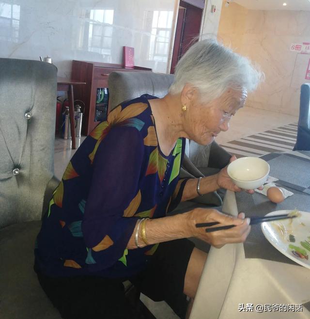 你觉得幸福是什么呢,谈谈你认为的幸福是什么 你觉得幸福是什么呢,谈谈你认为的幸福是什么