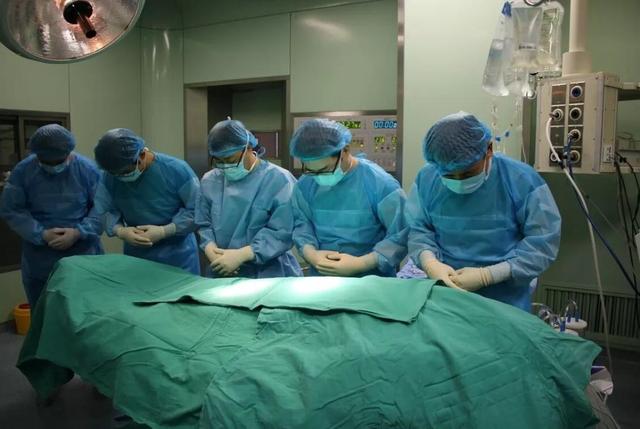 人死之前大脑清醒吗（人睡了感觉大脑还清醒）
