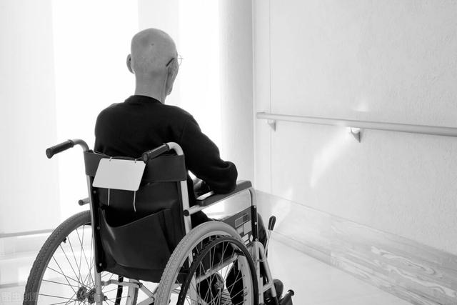 农村一孤寡老人就死了（农村孤寡老人政策）