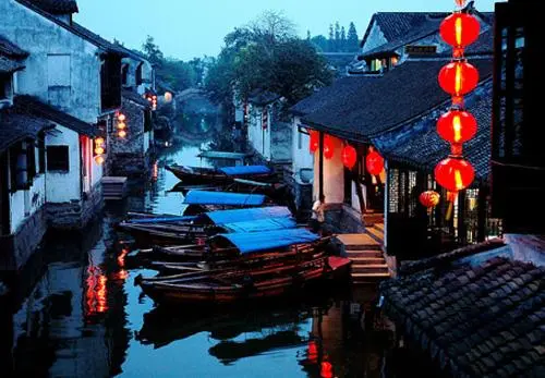 中国十大古镇排名最新（中国最美四大古镇）
