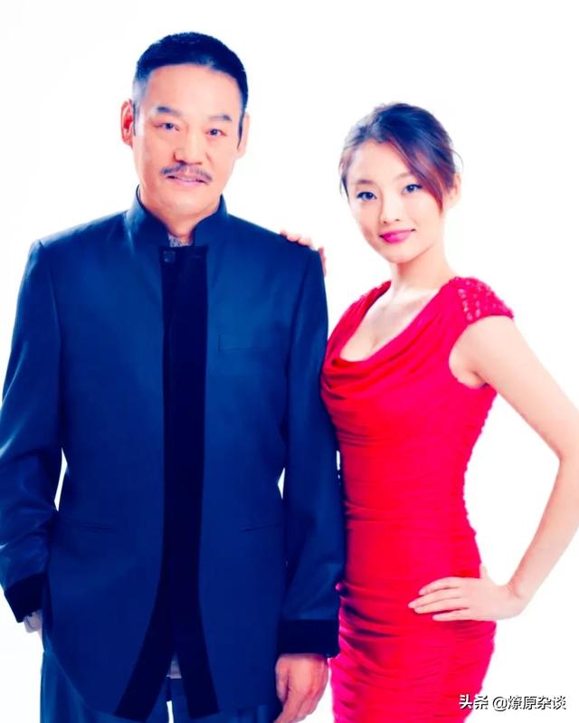 女人嫁大叔的犯贱的表现（女人叫男人大叔代表什么）