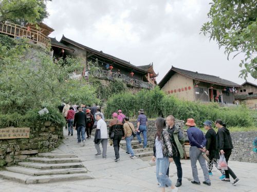 十八洞村隶属于湖南省什么（十八洞村精准扶贫）